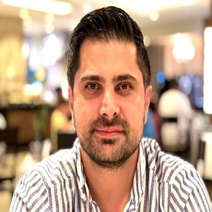 دکتر فرهاد اشرفی