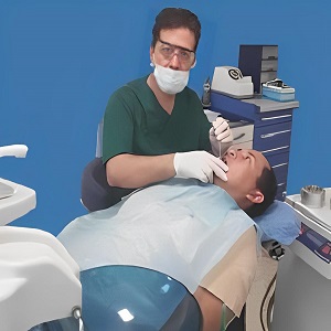 دکتر بهروز فرجی